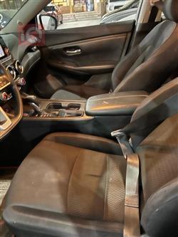 نيسان سنترا